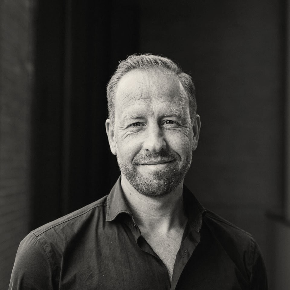 Portret van Stef van der Ziel, internetpionier, streaming expert en spreker over digitale soevereiniteit